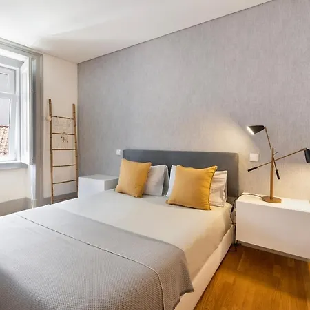 Colosseum Building - Gamma *